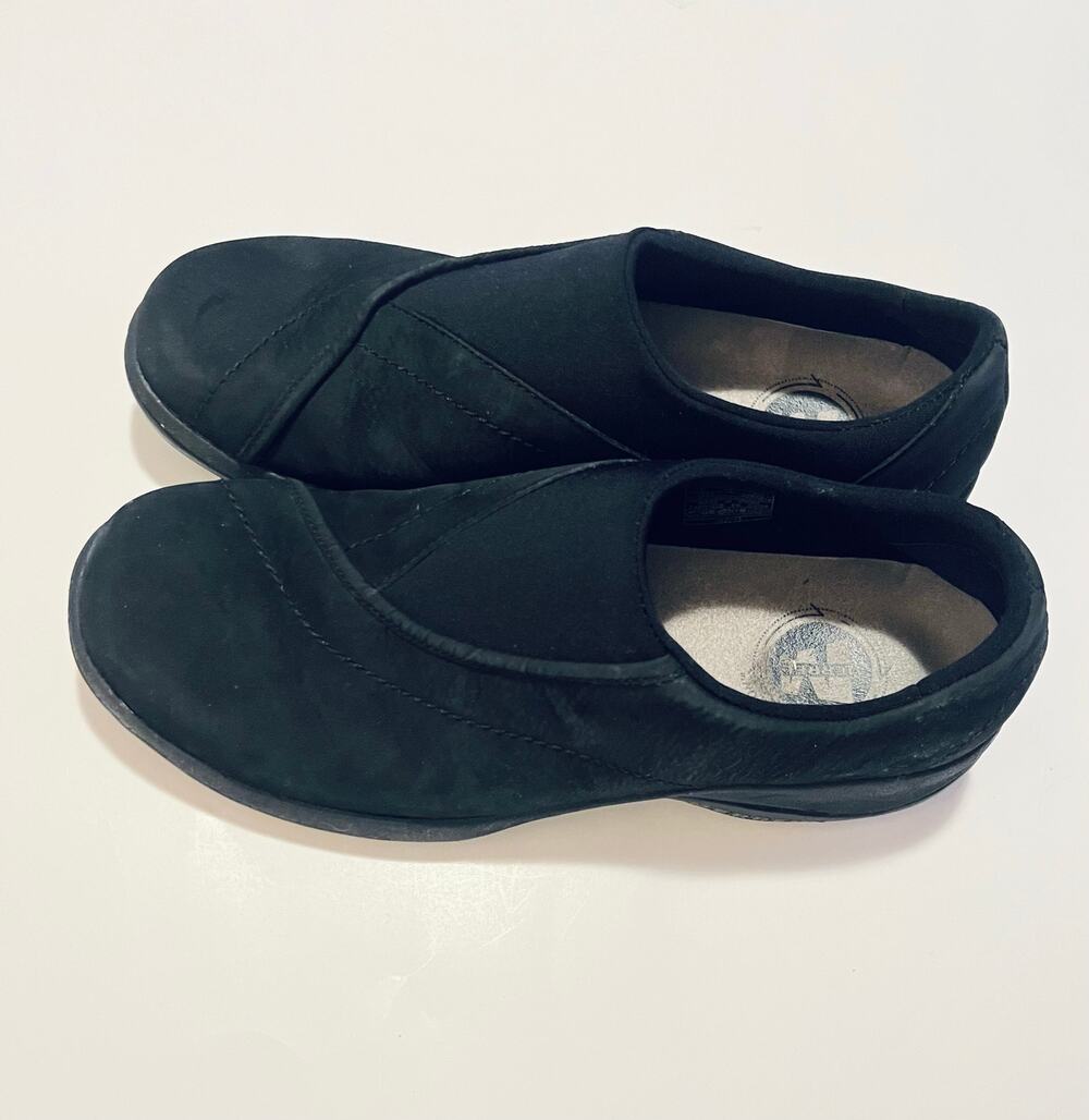 Merrell slip ons